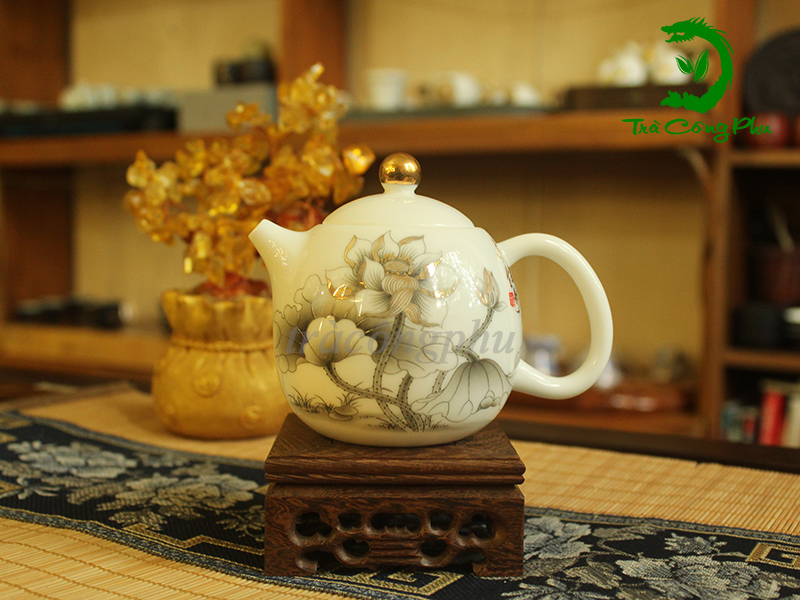 Ấm Sứ Hòa Khí Sinh Tài - A075 